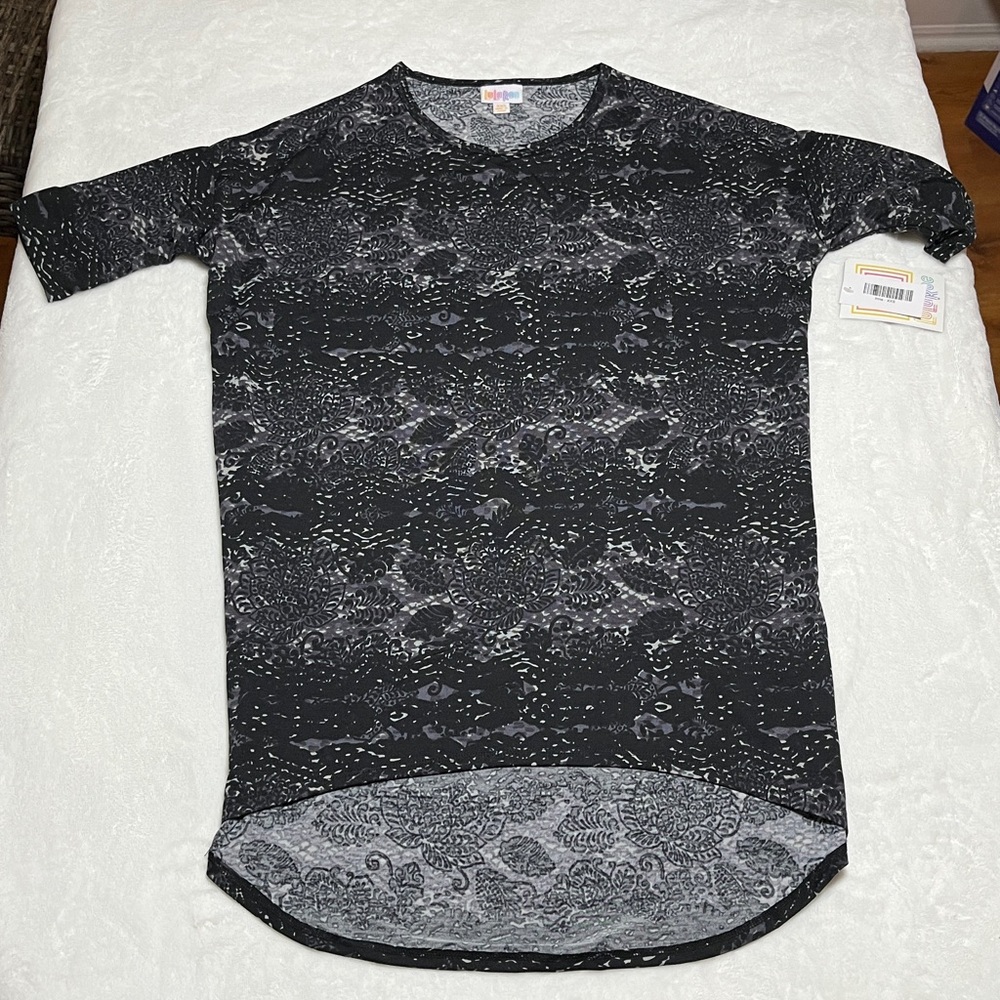 LuLaRoe XXS Black Irma tunic top